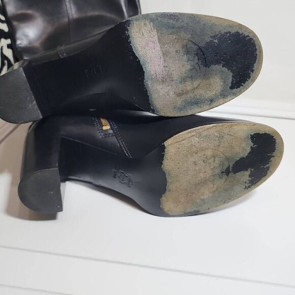 Tory Burch "Blaire" Leather Boots Size 8M - Picture 9 of 10